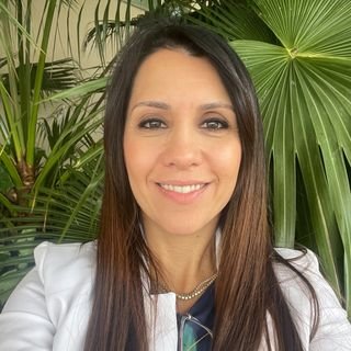 Dra. Mariana Garcia de Souza