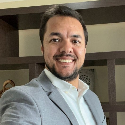 Dr. Jeferson Lisbôa Bahia