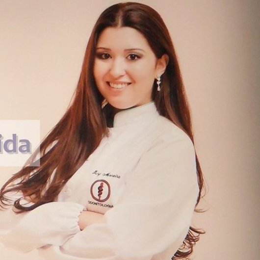 Dra. Ana Iury Moreira Pickler