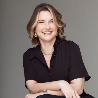 Dra. Renata Lucia B De A Lima Net