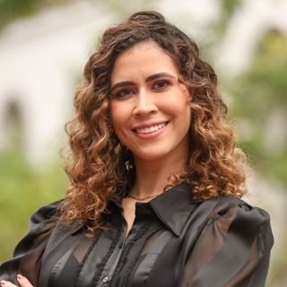 Dra. Clarissa Oliveira