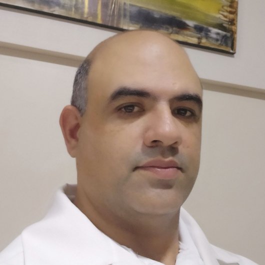 Dr. Fábio Sampaio
