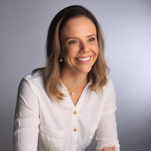 Dra. Aline Panek