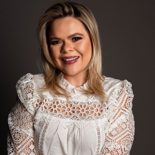Dra. Ana Carolina Silva dos Santos