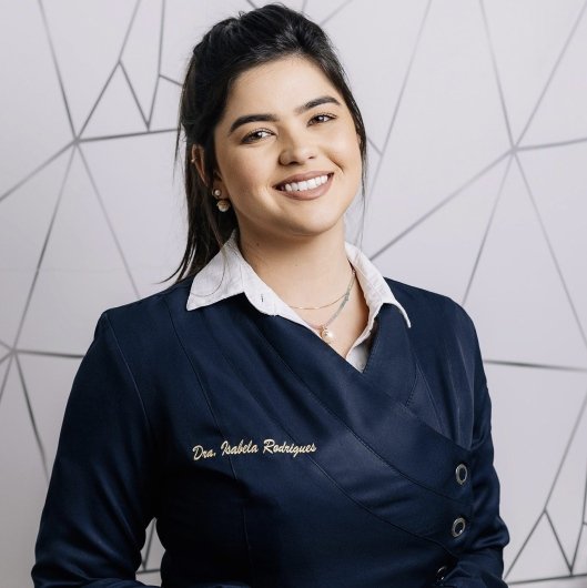 Dra. Isabela Rodrigues
