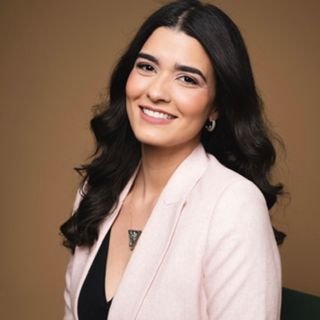 Dra. Leticia Soares Amorim