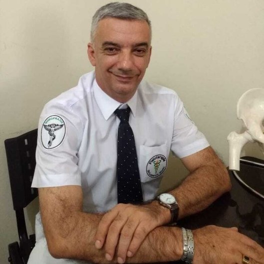 Dr. Lupercio Muniz