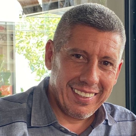 Dr. Alexandre Thomaz Araujo