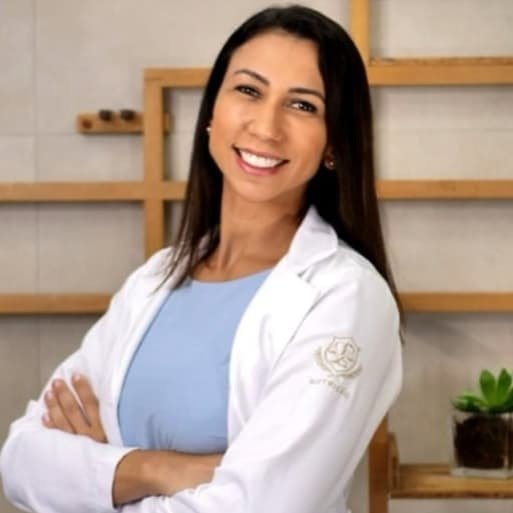 Dra. Vanessa Santiago