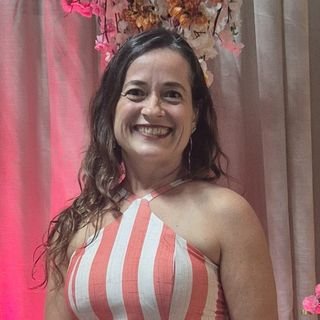 Ana Cláudia Gonçalves