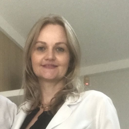 Dra. Fernanda Kappes