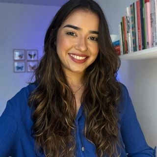 Alana Azevedo