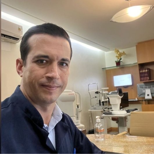 Dr. Hugo Leonardo Dayrell de Magalhães Santos