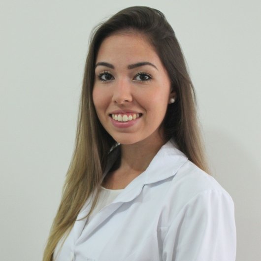 Ana Lhays Semeghini Kuronuma