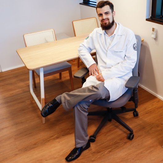 Dr. Bruno de Oliveira Stephan
