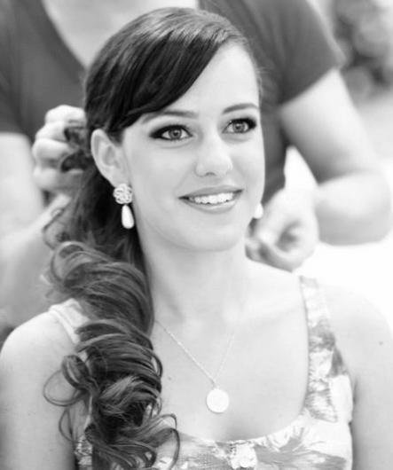 Suelen Oliveira Tomasi