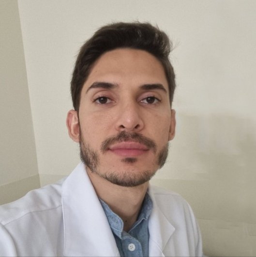 Dr. Rôniki Sá