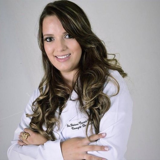Dra. Daiane Cazati Oggione