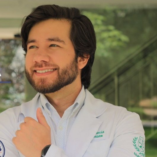 Dr. Michel Garcia