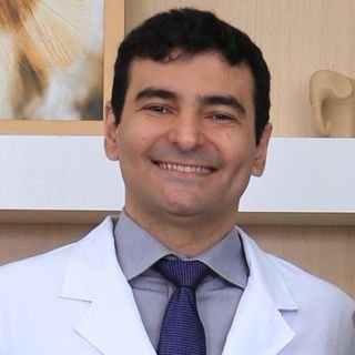 Dr. Daniel Pontes Farias