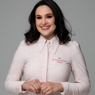 Dra. Anny Carvalho Alcântara