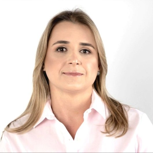 Dra. Luciana Freire Vilela