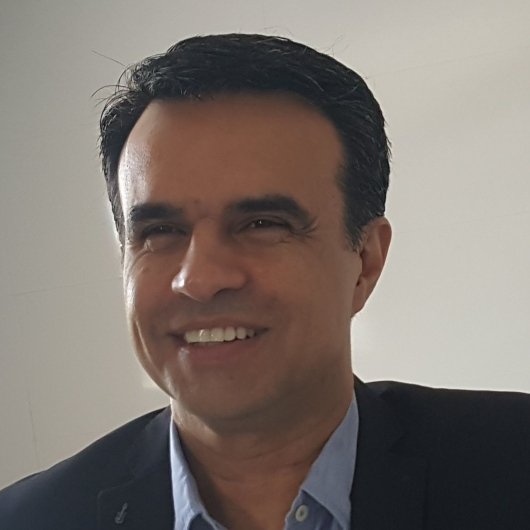 Dr. Carlos Wilson Menezes