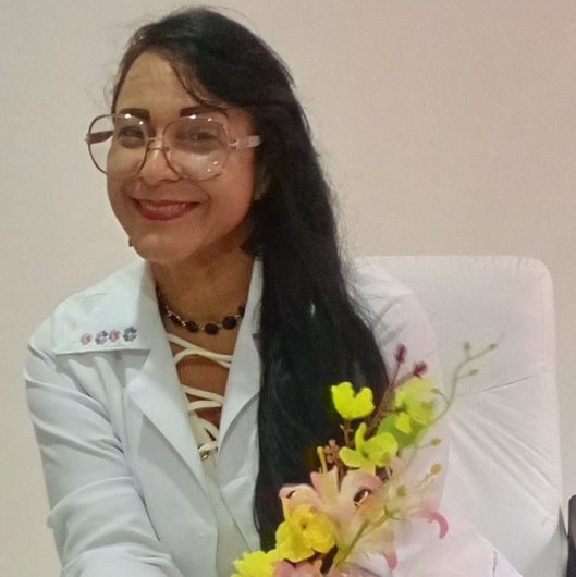 Dra. Nizia Alcoforado