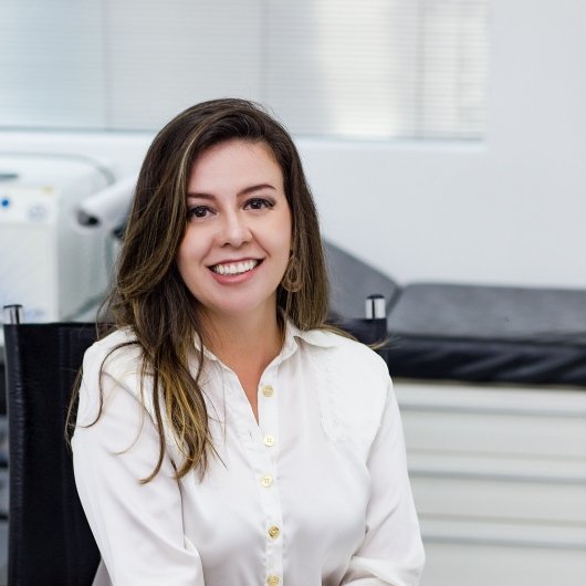 Dra. Fernanda Angeli Padula