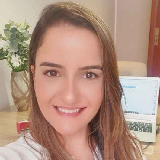 Dra. Lorena Silva Fonseca