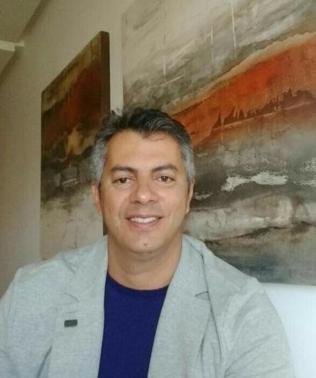 Dr. Abraão Azevedo Santos