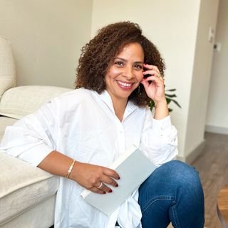 Helen Santos