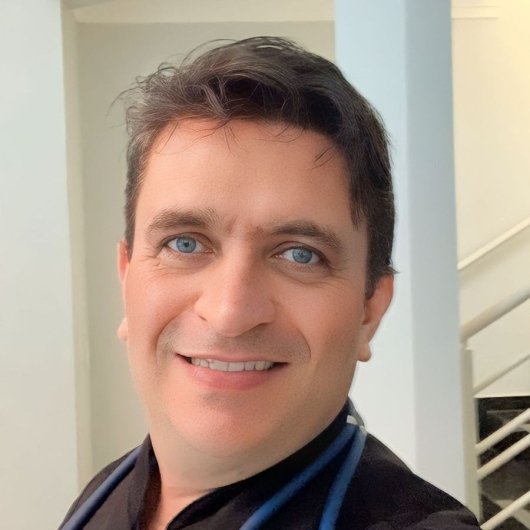 Dr. Juliano Mahadeva