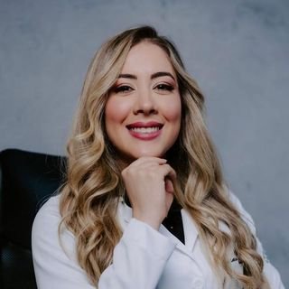 Dra. Letícia Campos