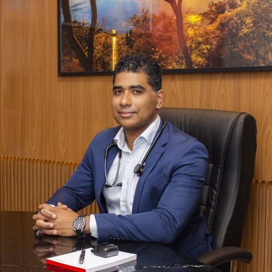 Dr. Thiago Siqueira Leite