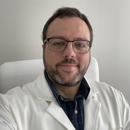 Dr. Jean Moura
