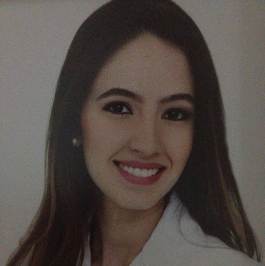 Dra. Thais Castanheira De Freitas