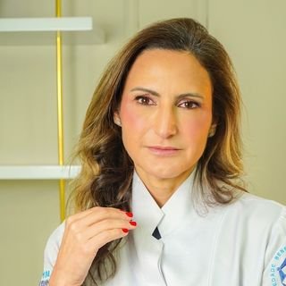 Dra. Juliana Gil