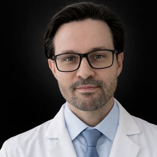 Dr. Leonardo Zanesco