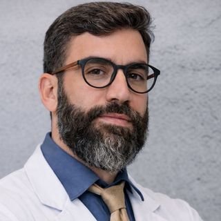 Dr. Lucas Barbosa Almeida