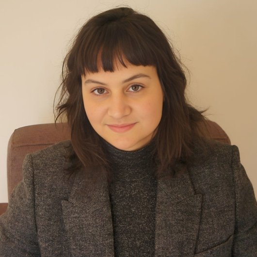 Dra. Isabela Trois