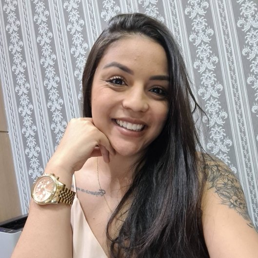 Dra. Thayla Valle