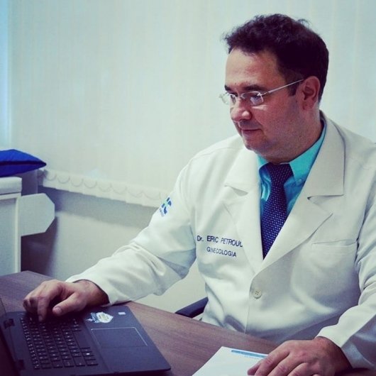 Dr. Eric Petroucic