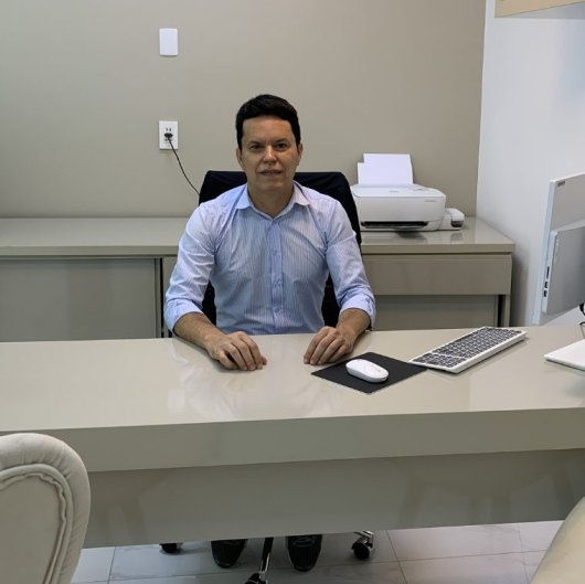 Dr. Fabiano Costa