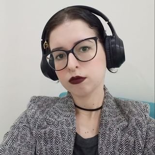 Julia Maria Vieira Lopes