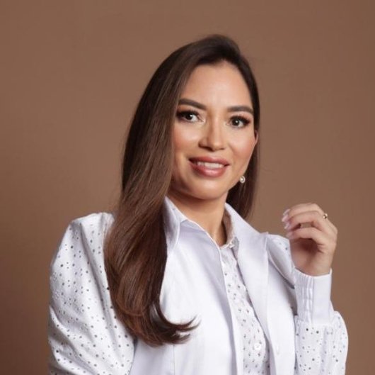 Dra. Ingrid Nogueira