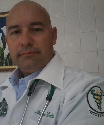 Dr. Adriano Calais