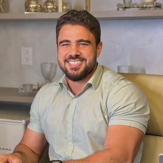 Dr. Renato Hungria