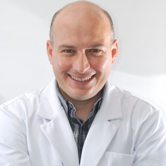 Dr. Marcelo Torres