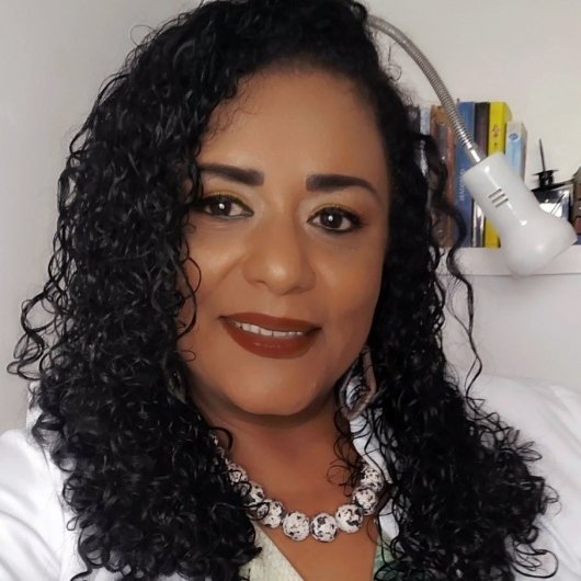 Synara Tavares